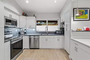 17625 SW 91st Ave, Palmetto Bay, FL 33157 - Photo 10