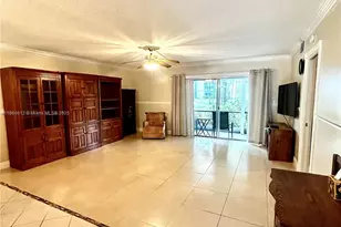 111 S Hollybrook Dr, Pembroke Pines, FL 33025 - Photo 18