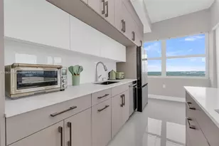 18011 Biscayne Blvd, Aventura, FL 33160 - Photo 4