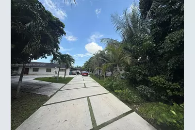 15765 SW 206th Ave, Miami, FL 33187 - Photo 2