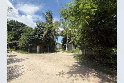 15765 SW 206th Ave, Miami, FL 33187 - Photo 40