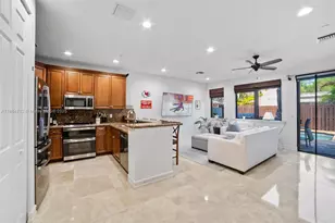 542 NE 17th Ave, Fort Lauderdale, FL 33301 - Photo 10