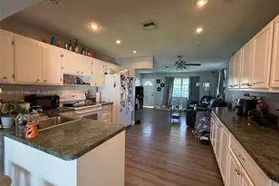 2701 NW 52nd Ct, Tamarac, FL 33309 - Photo 14