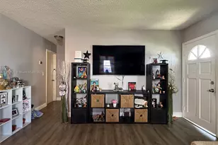 2701 NW 52nd Ct, Tamarac, FL 33309 - Photo 10