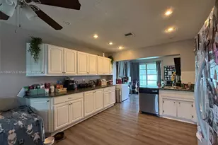 2701 NW 52nd Ct, Tamarac, FL 33309 - Photo 12