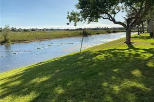 101 SW 117th Ave, Pembroke Pines, FL 33025 - Photo 44