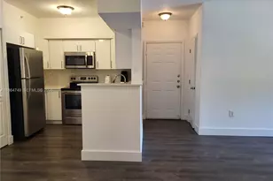 101 SW 117th Ave, Pembroke Pines, FL 33025 - Photo 10