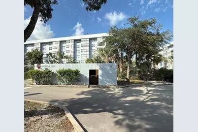 4251 NW 5th St #239, Plantation, FL 33317 - Photo 2