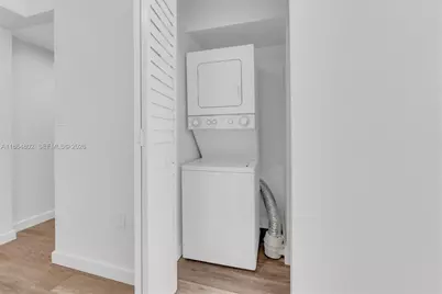 4709 NW 7th St #204-9, Miami, FL 33126 - Photo 10