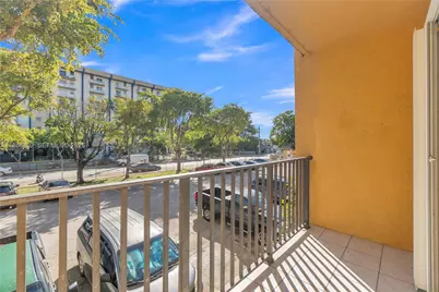 4709 NW 7th St #204-9, Miami, FL 33126 - Photo 28