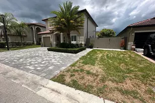 13430 SW 118th Pl, Miami, FL 33186 - Photo 2