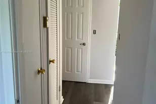 4165 SW 67th Ave, Davie, FL 33314 - Photo 10