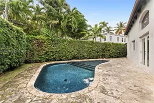 6350 Pine Tree Dr, Miami Beach, FL 33141 - Photo 12