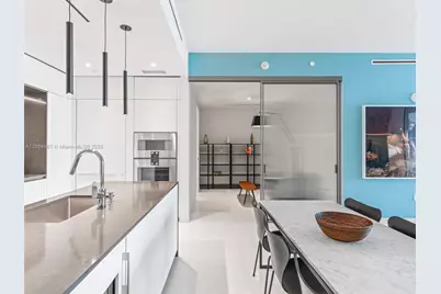 300 Biscayne Blvd Way #2505, Miami, FL 33131 - Photo 14