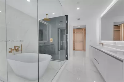 700 NE 24th St #1407, Miami, FL 33137 - Photo 8