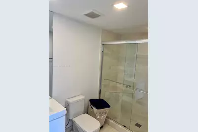 17111 Biscayne Blvd #1806, North Miami Beach, FL 33160 - Photo 14