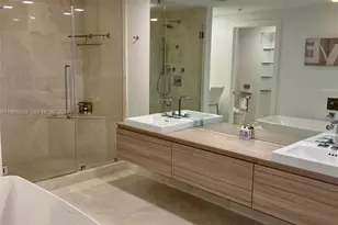 17111 Biscayne Blvd, North Miami Beach, FL 33160 - Photo 10