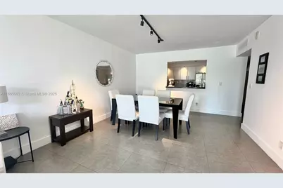 19370 Collins Ave #319, Sunny Isles Beach, FL 33160 - Photo 8