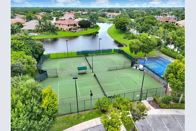 3617 Royalle Ter, Wellington, FL 33449 - Photo 44