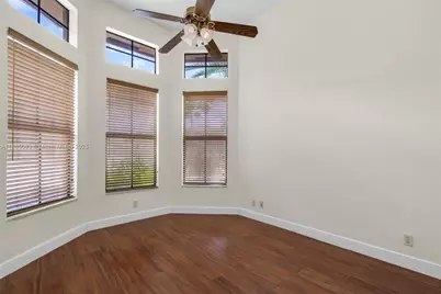 3617 Royalle Ter, Wellington, FL 33449 - Photo 18