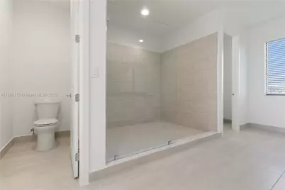 2391 SW 123rd Ter, Davie, FL 33325 - Photo 32