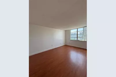 1080 94th St #407, Bay Harbor Islands, FL 33154 - Photo 4