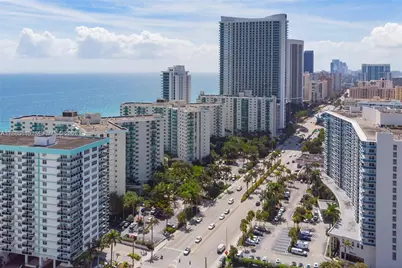 3801 S Ocean #2Z, Hollywood, FL 33019 - Photo 2