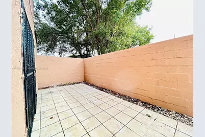 3639 W 11th Ave #10, Hialeah, FL 33012 - Photo 26