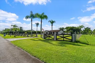19926 SW 326th St, Homestead, FL 33030 - Photo 24