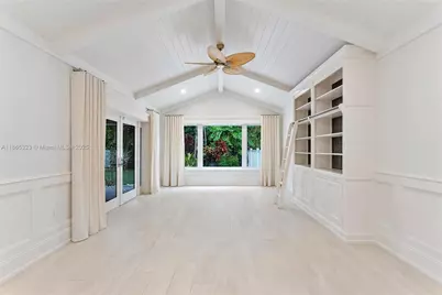 746 Marble Ct, Boca Raton, FL 33432 - Photo 8