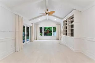 746 Marble Ct, Boca Raton, FL 33432 - Photo 8