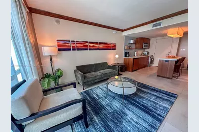 6801 Collins Ave #815, Miami Beach, FL 33141 - Photo 2