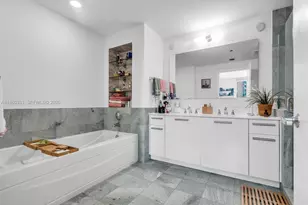 1060 Brickell Ave, Miami, FL 33131 - Photo 4
