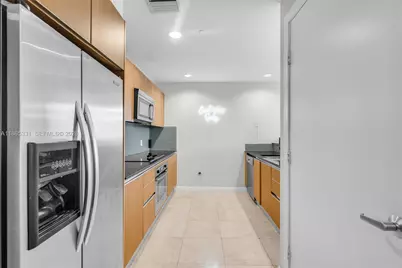 1060 Brickell Ave #3601, Miami, FL 33131 - Photo 6