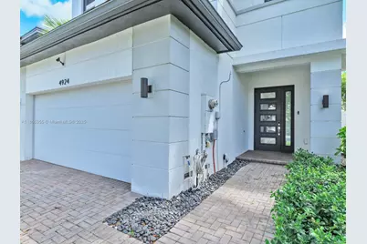 4924 Whispering Way, Dania Beach, FL 33312 - Photo 2