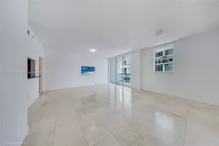 31 SE 5th St, Miami, FL 33131 - Photo 4