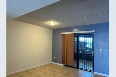 6640 W 24th Ct #25-106, Hialeah, FL 33016 - Photo 6