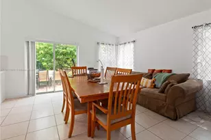 19253 NW 22nd St, Pembroke Pines, FL 33029 - Photo 18