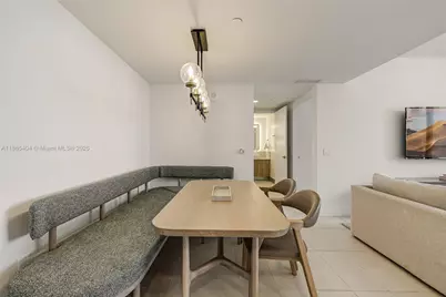 159 NE 6th St #3601, Miami, FL 33132 - Photo 24