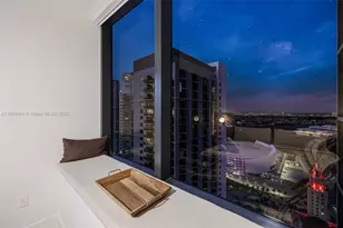 159 NE 6th St, Miami, FL 33132 - Photo 18