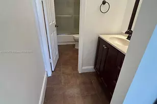 8401 NW 8th St, Miami, FL 33126 - Photo 14