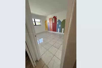 8401 NW 8th St #301, Miami, FL 33126 - Photo 10