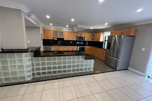 8401 NW 8th St, Miami, FL 33126 - Photo 4