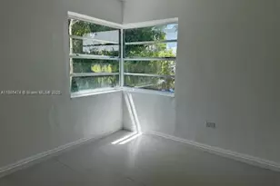 1258 Marseille Dr, Miami Beach, FL 33141 - Photo 2