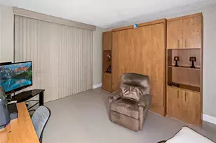 7300 Radice Ct, Lauderhill, FL 33319 - Photo 10