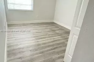 10390 SW 154th Cir Ct, Miami, FL 33196 - Photo 8