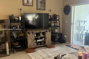 8066 Sanibel Dr, Tamarac, FL 33321 - Photo 6