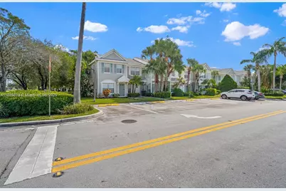 8066 Sanibel Dr #8066, Tamarac, FL 33321 - Photo 4