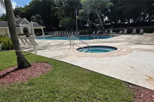 8066 Sanibel Dr, Tamarac, FL 33321 - Photo 22