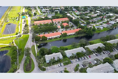 8066 Sanibel Dr #8066, Tamarac, FL 33321 - Photo 14